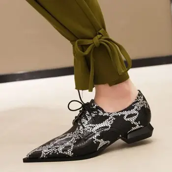Женские оксфордские туфли LIHUAMAO на модном блочном каблуке с острым носком, повседневная обувь на шнуровке, вечерние туфли-лодочки