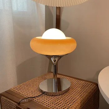 Скандинавский дизайн, современные настольные лампы Bauhaus, Космическая эра, Винтажные настольные лампы для гостиной / Модельной комнаты, прикроватная лампа, Фоновый декор для кабинета
