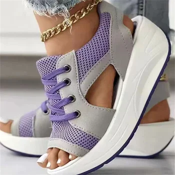 Летние женские сандалии, модная обувь, повседневная обувь на плоской подошве с открытым носком, контрастные вставки, вырез на шнуровке, Маффиновые сандалии на платформе, спортивные сандалии