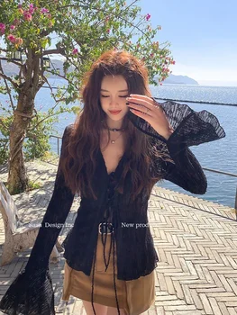Прозрачная женская пляжная блузка Корейские сексуальные открытые солнцезащитные топы с расклешенными рукавами Женская модная повседневная рубашка на шнуровке